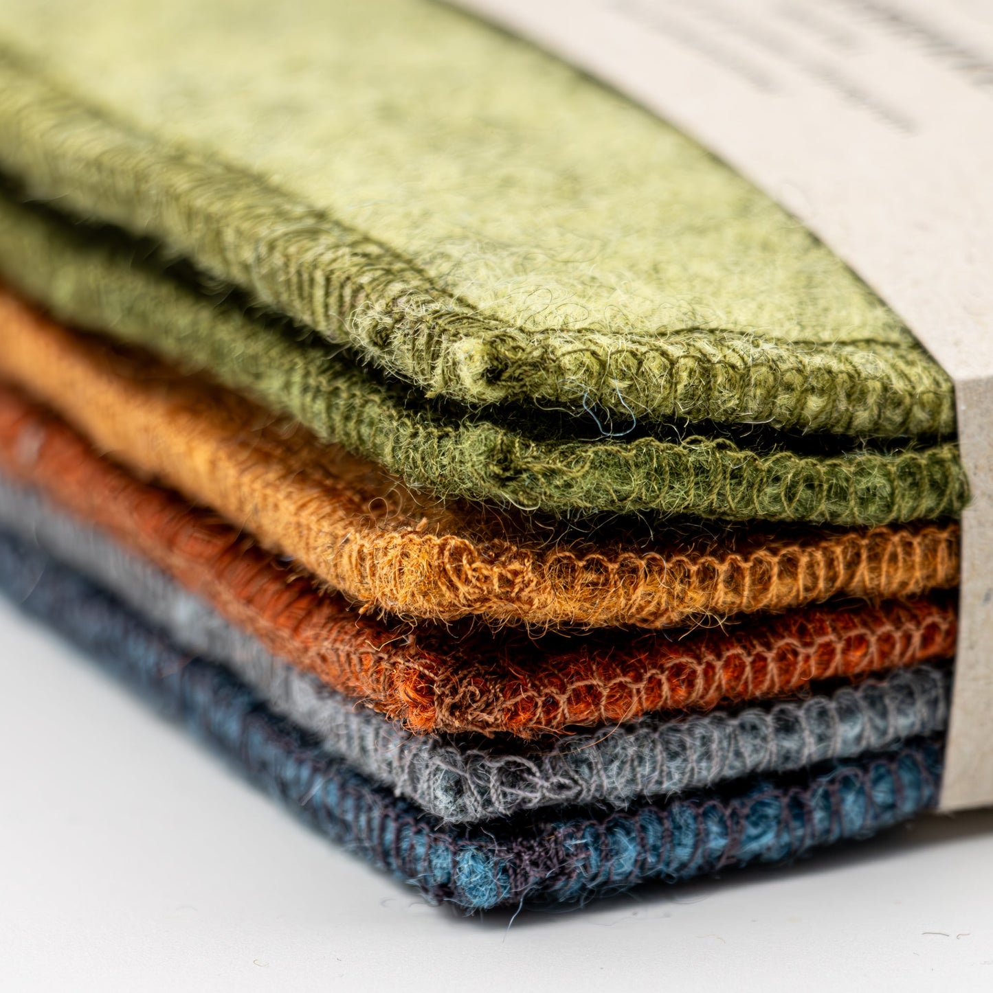 GLASSBRIKKER ULL MELERT FLERFARGET - PREG Interiør