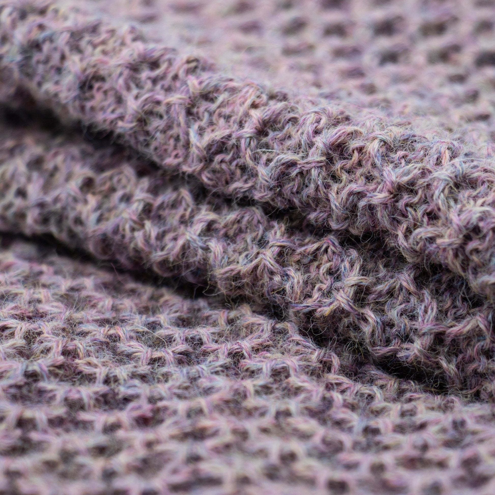 LEGGVARMERE ALPAKKA MELERT LYS LILLA - PREG Interiør