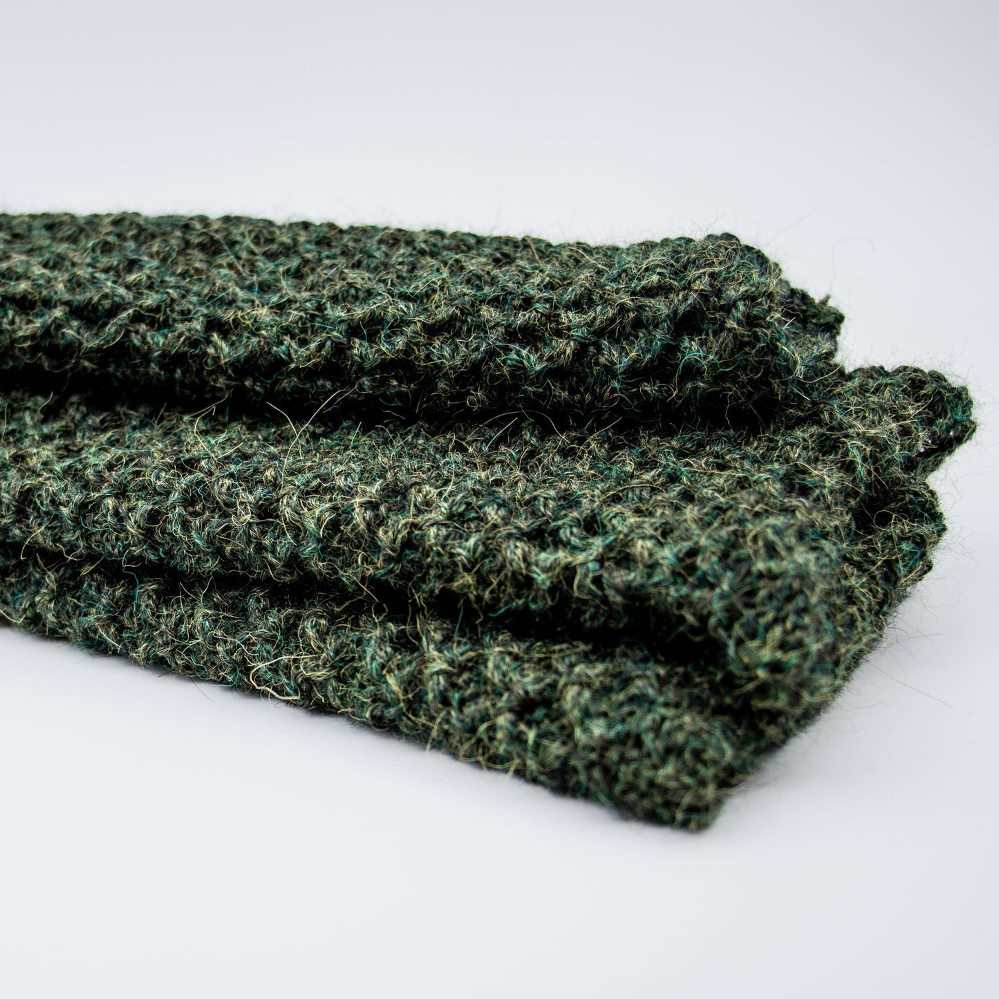 LEGGVARMERE ALPAKKA MELERT MØRK GRØNN - PREG Interiør