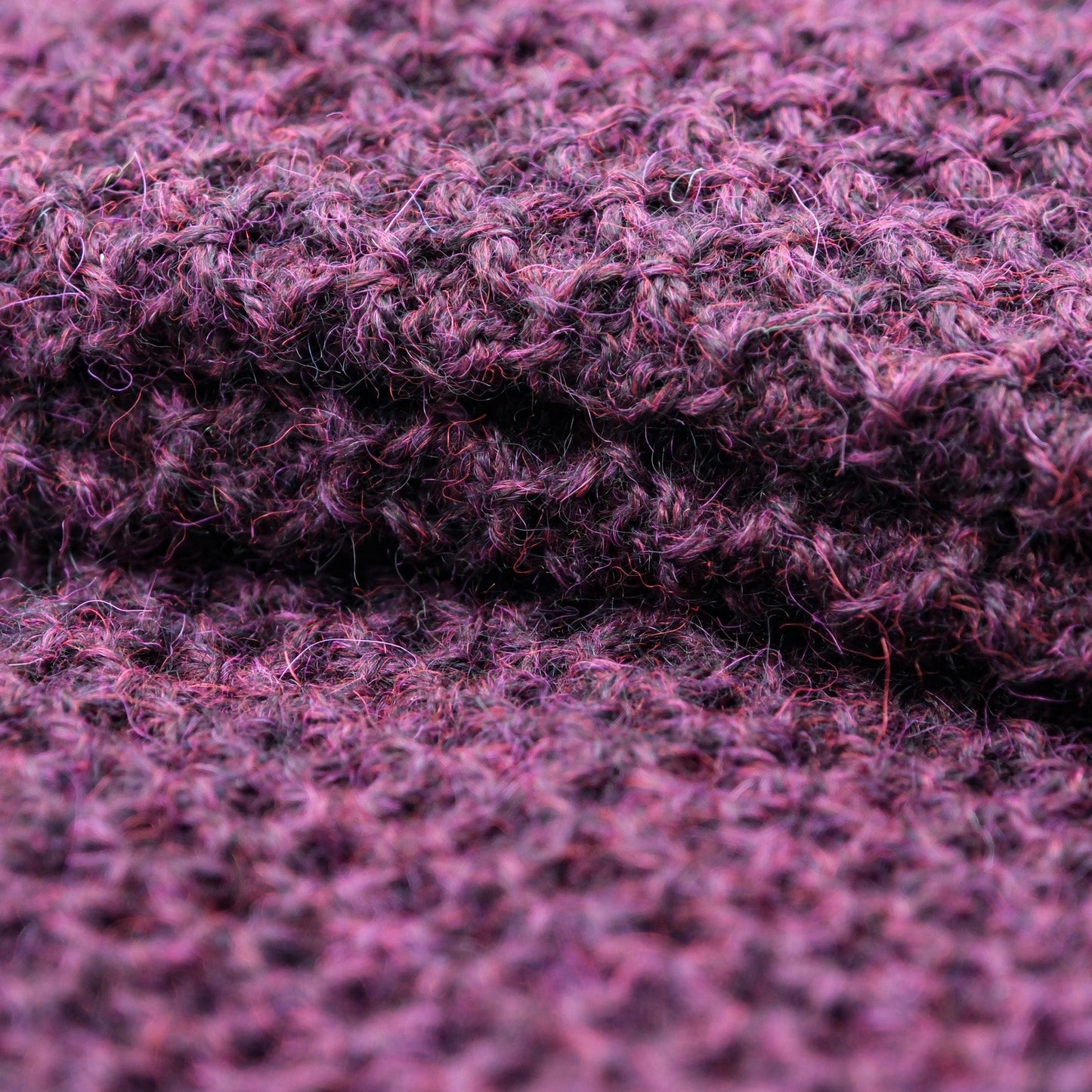 LEGGVARMERE ALPAKKA MELERT PLOMME - PREG Interiør