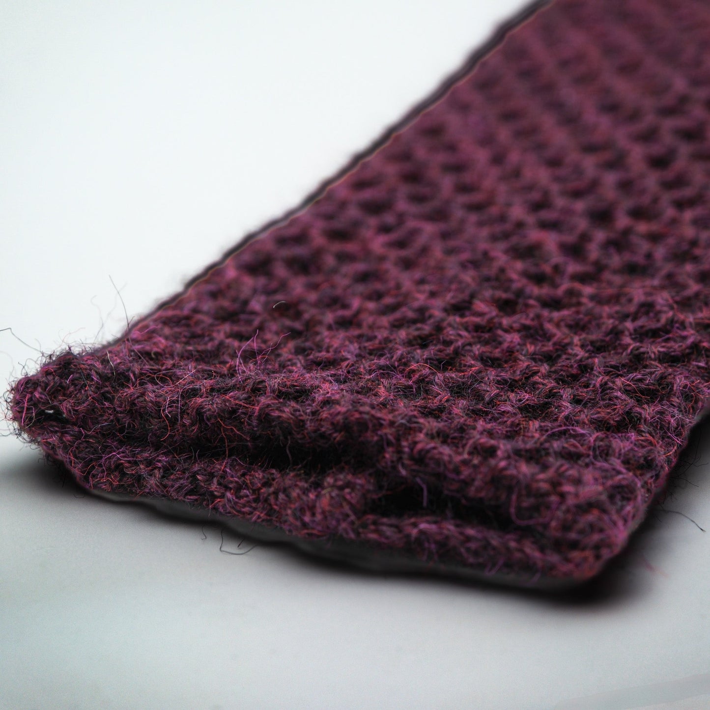 LEGGVARMERE ALPAKKA MELERT PLOMME - PREG Interiør