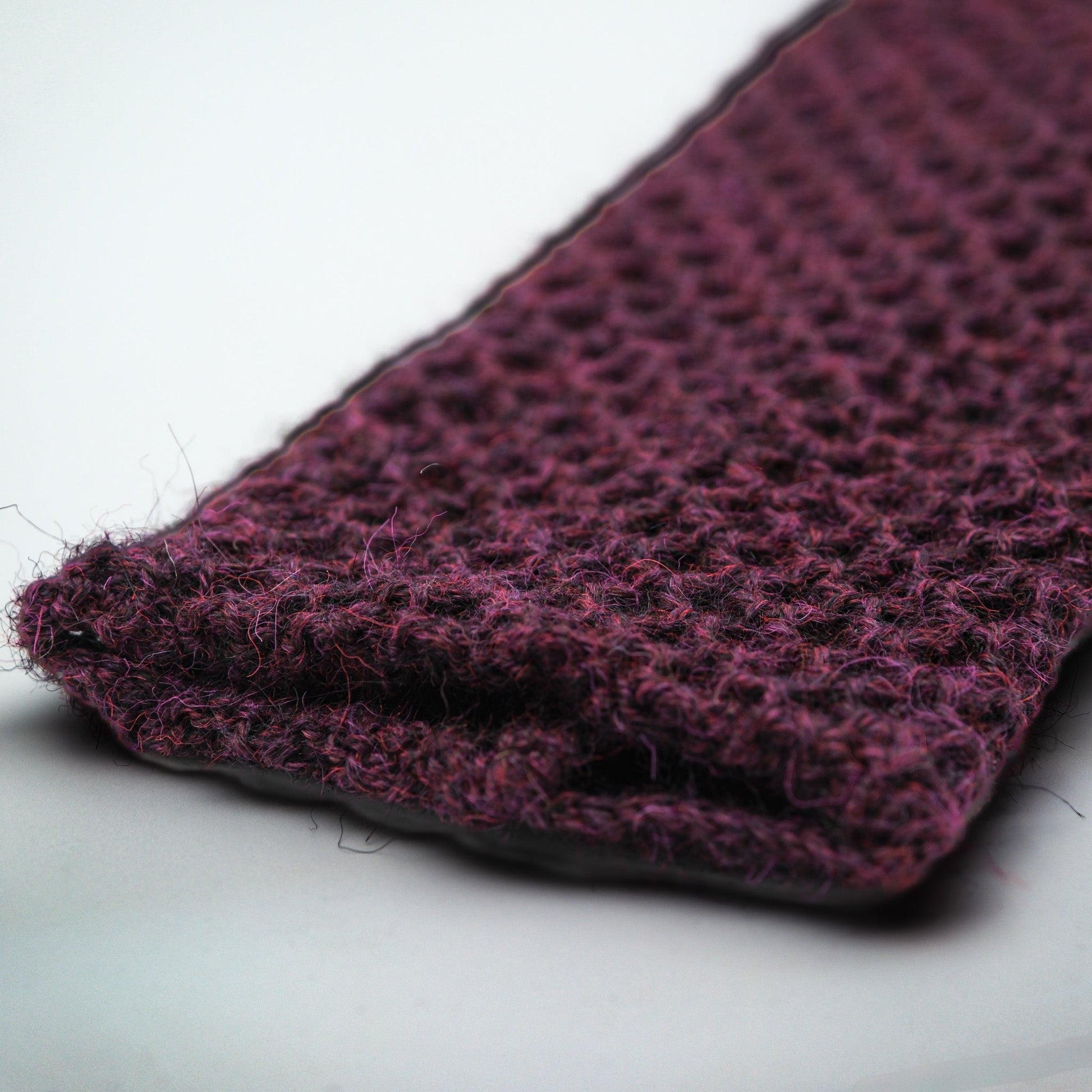 LEGGVARMERE ALPAKKA MELERT PLOMME - PREG Interiør