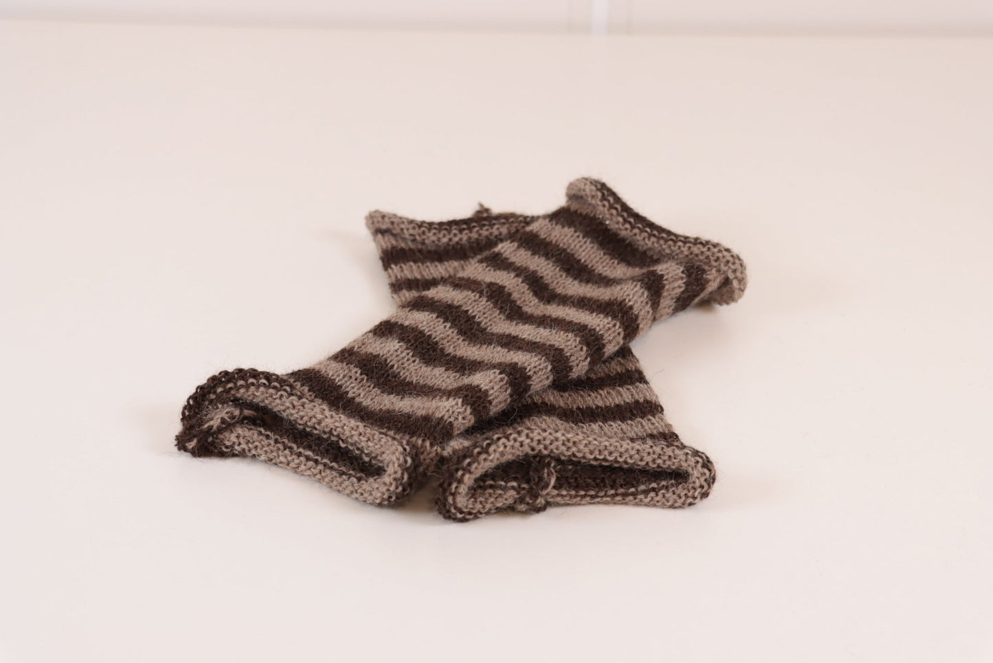 PULSVARMERE ALPAKKA STRIPET MELERT BEIGE/MELERT MØRK BRUN - PREG Interiør