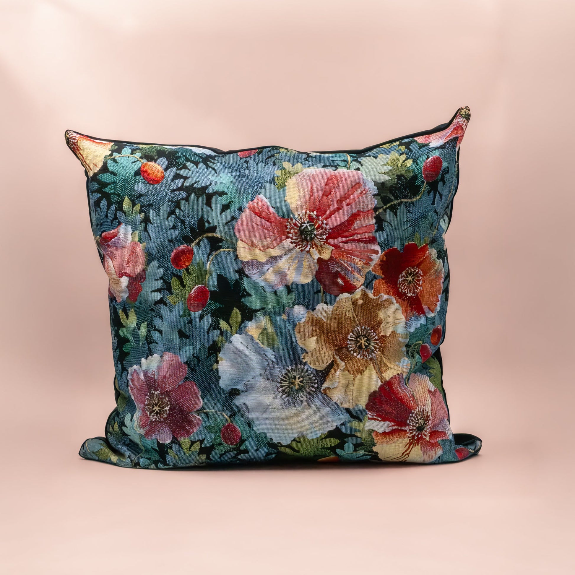 Putetrekk gobelin sort med multifargede blomster - PREG Interiør