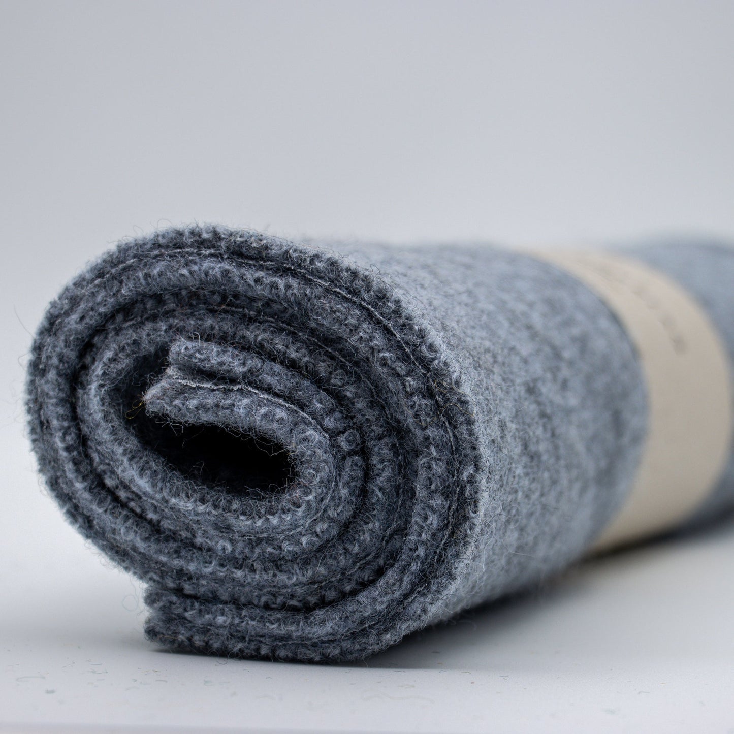 SITTEUNDERLAG MELERT STÅLGRÅ - PREG Interiør