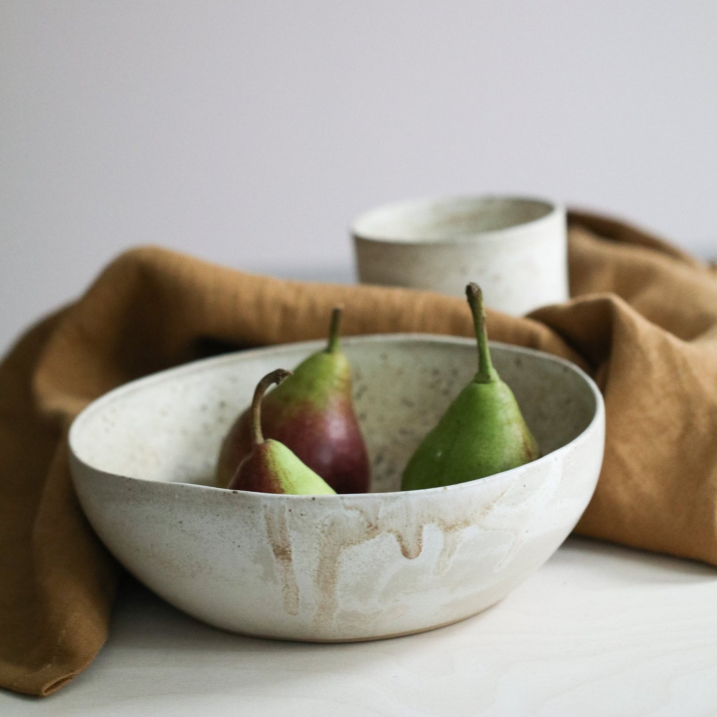 HÅNDFORMET BOLLE STOR FUGLEEGG BEIGE - PREG Interiør