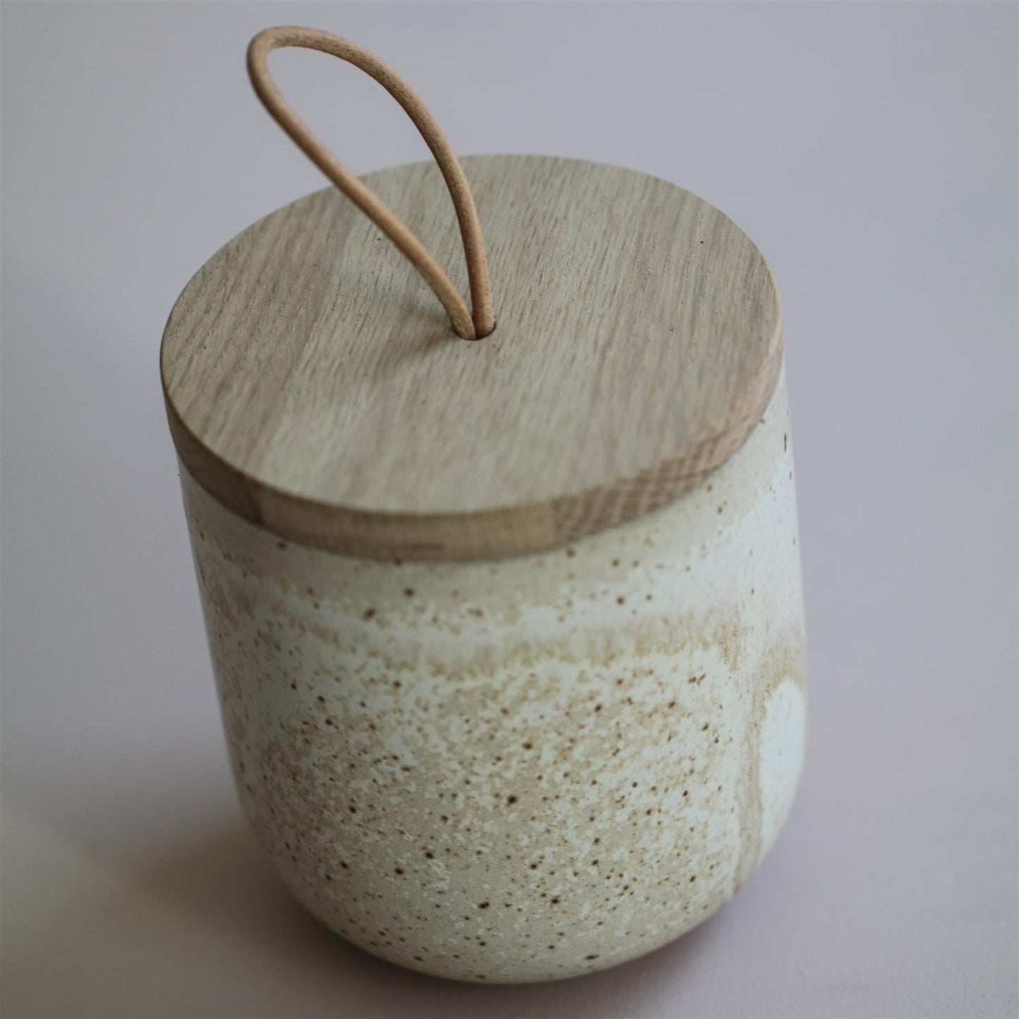 KRUKKE MED LOKK FUGLEEGG - PREG Interiør