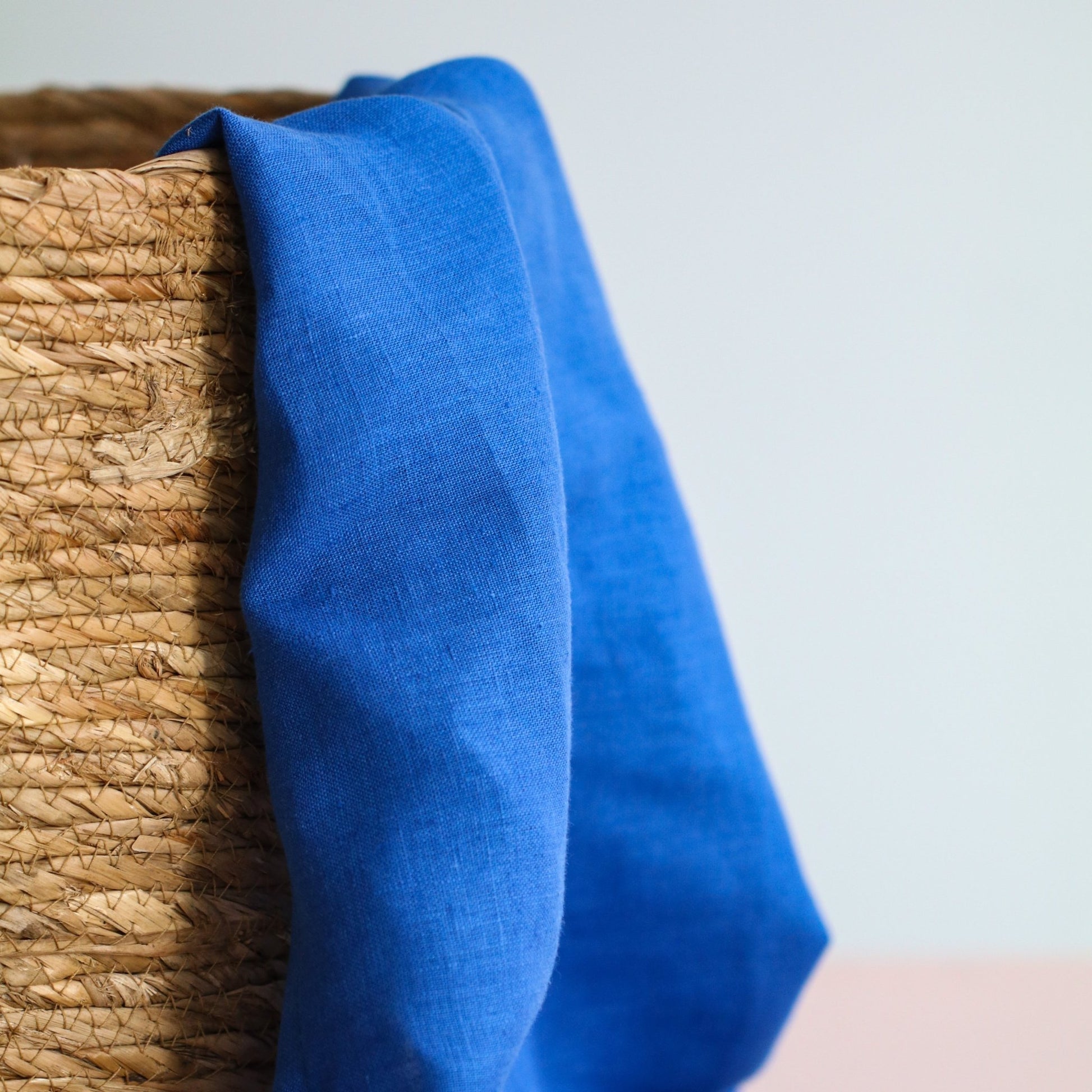 LIN KJØKKENHÅNDKLE KOBOLTBLÅ - PREG Interiør