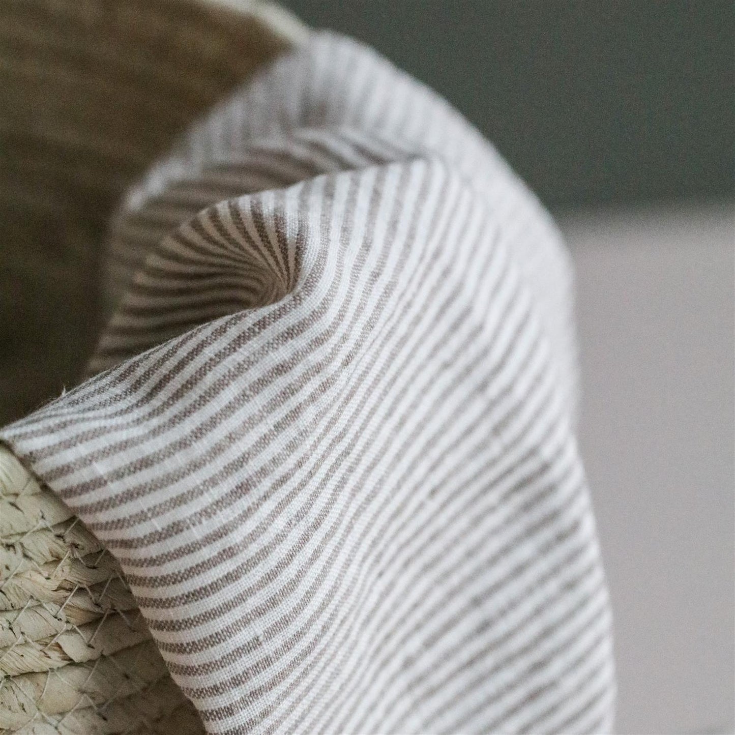 LIN KJØKKENHÅNDKLE NATUR MED STRIPER - PREG Interiør