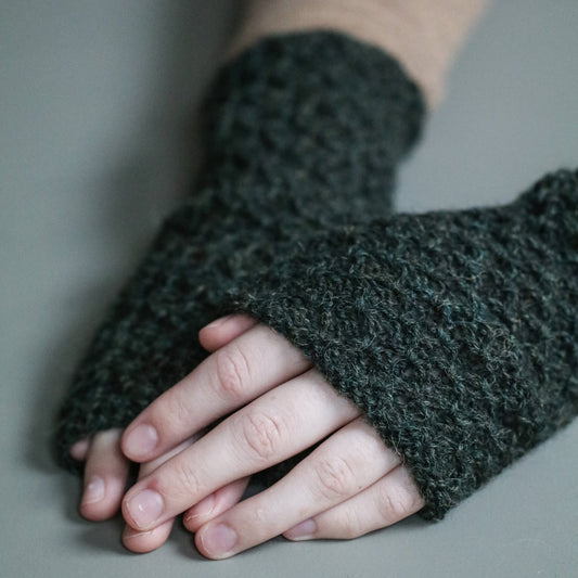 PULSVARMERE ALPAKKA MELERT MØRK GRØNN - PREG Interiør