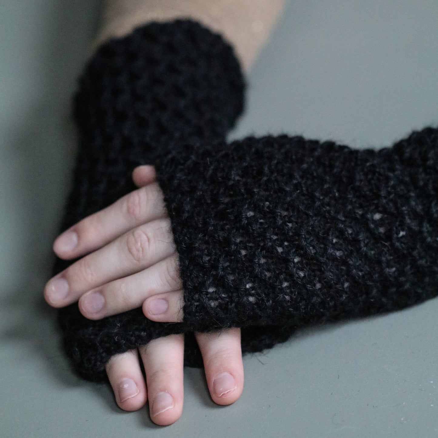 PULSVARMERE ALPAKKA SORT - PREG Interiør