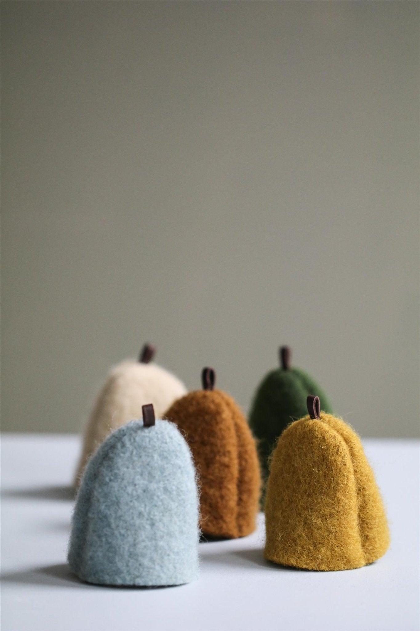 ULL EGGVARMER MESSING GUL - PREG Interiør