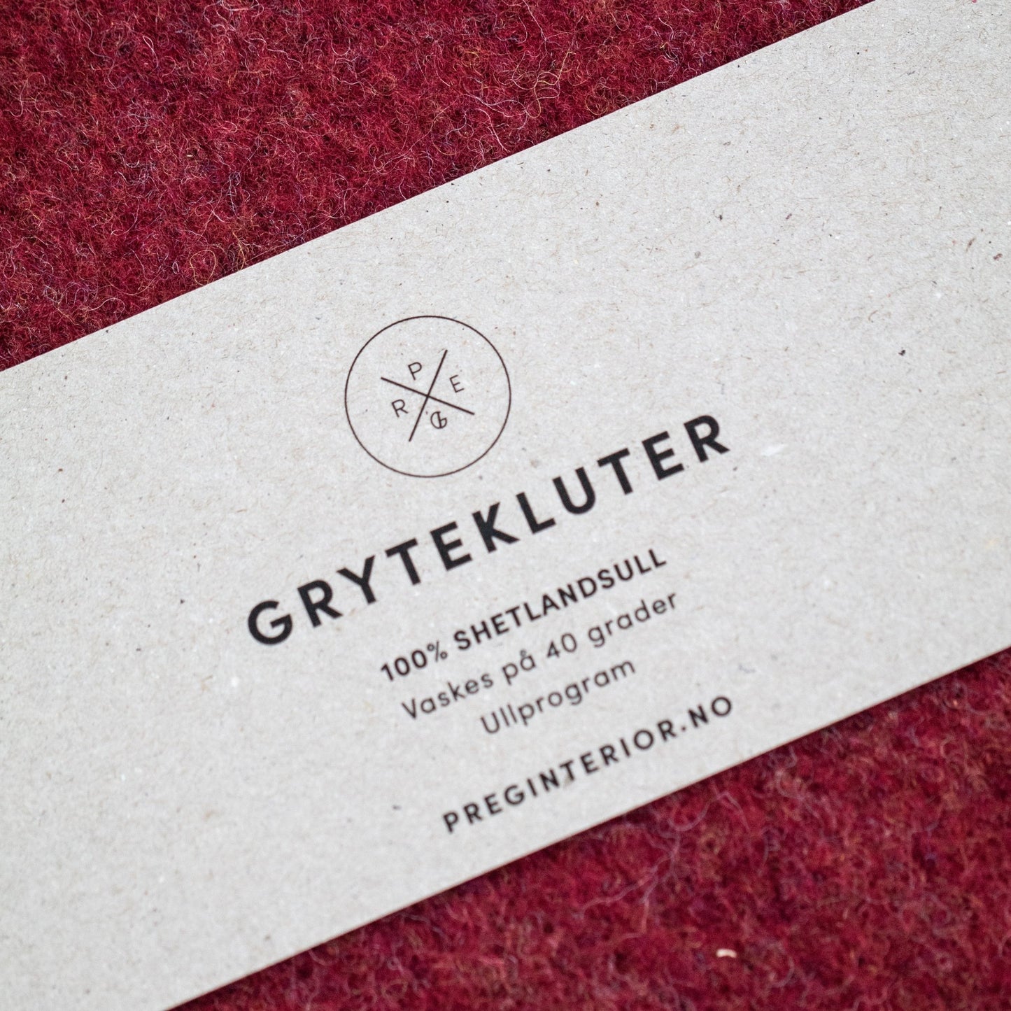 Ull grytekluter rød - PREG Interiør