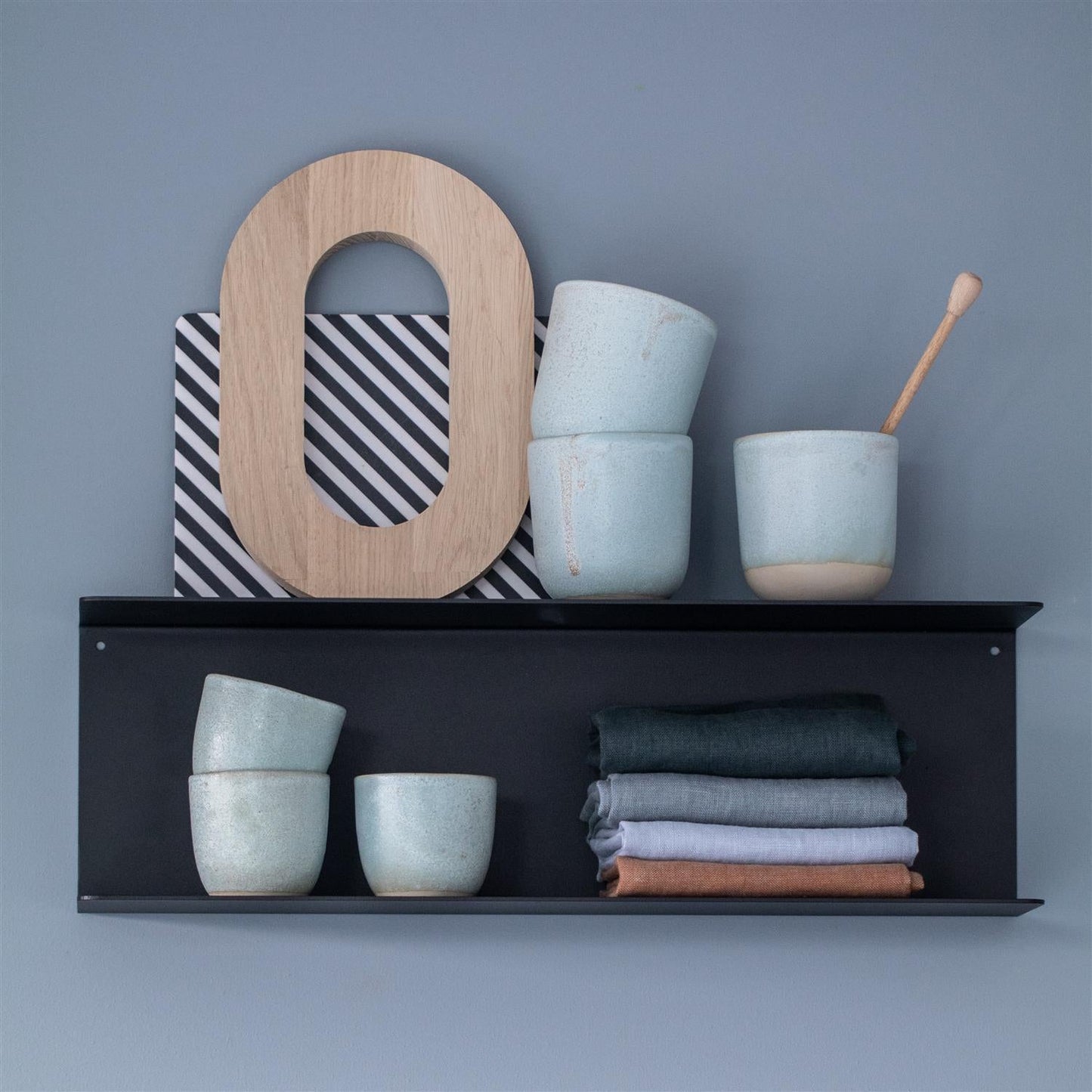 VEGGHYLLE LITEN SORT - PREG Interiør