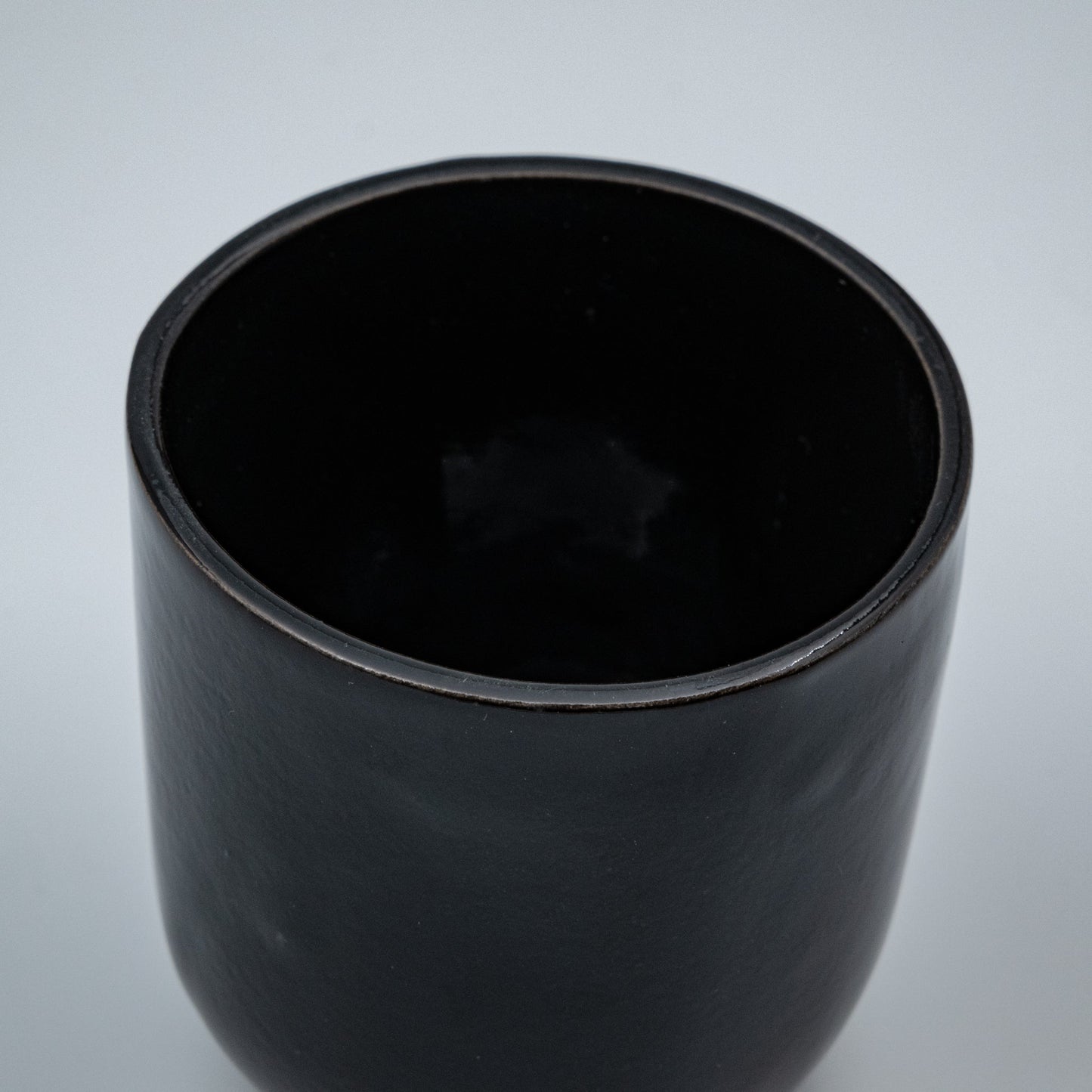 Kopp sort blank - PREG Interiør