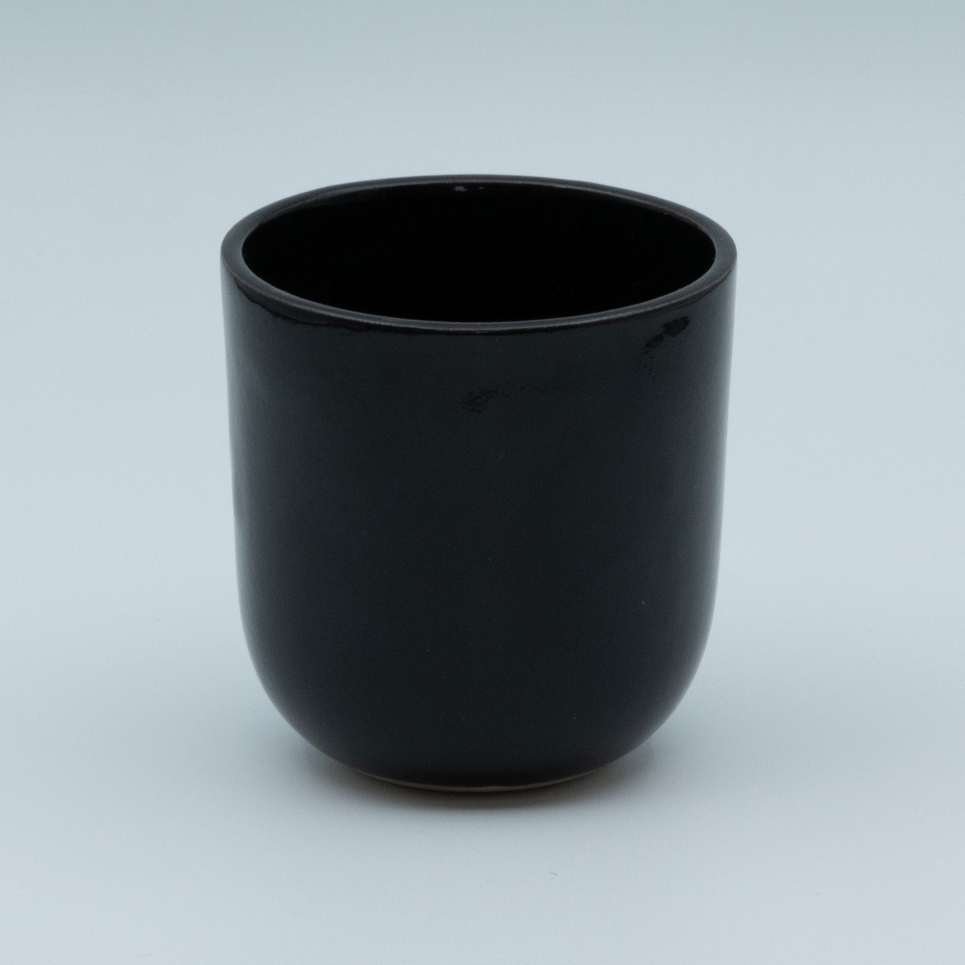 Kopp sort blank - PREG Interiør
