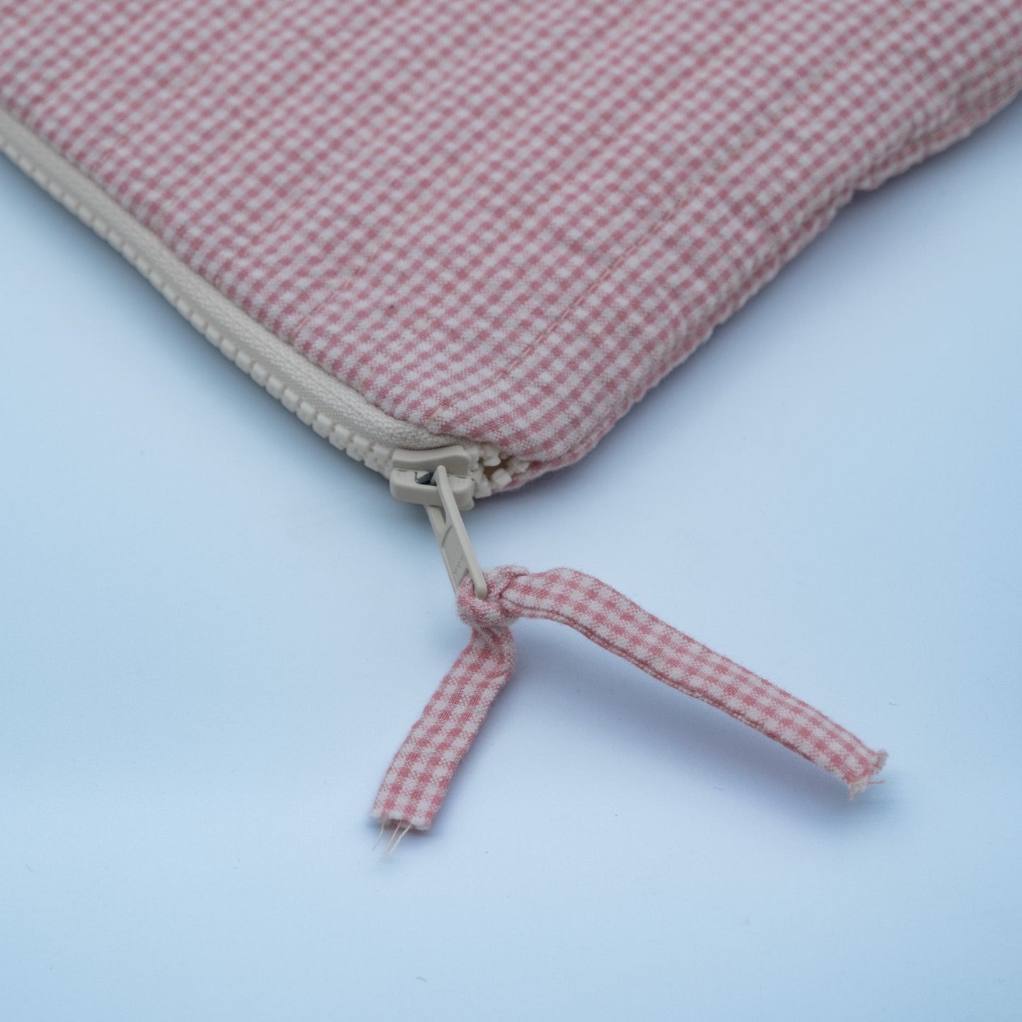 Quiltet clutch liten rosa/hvite ruter - PREG Interiør