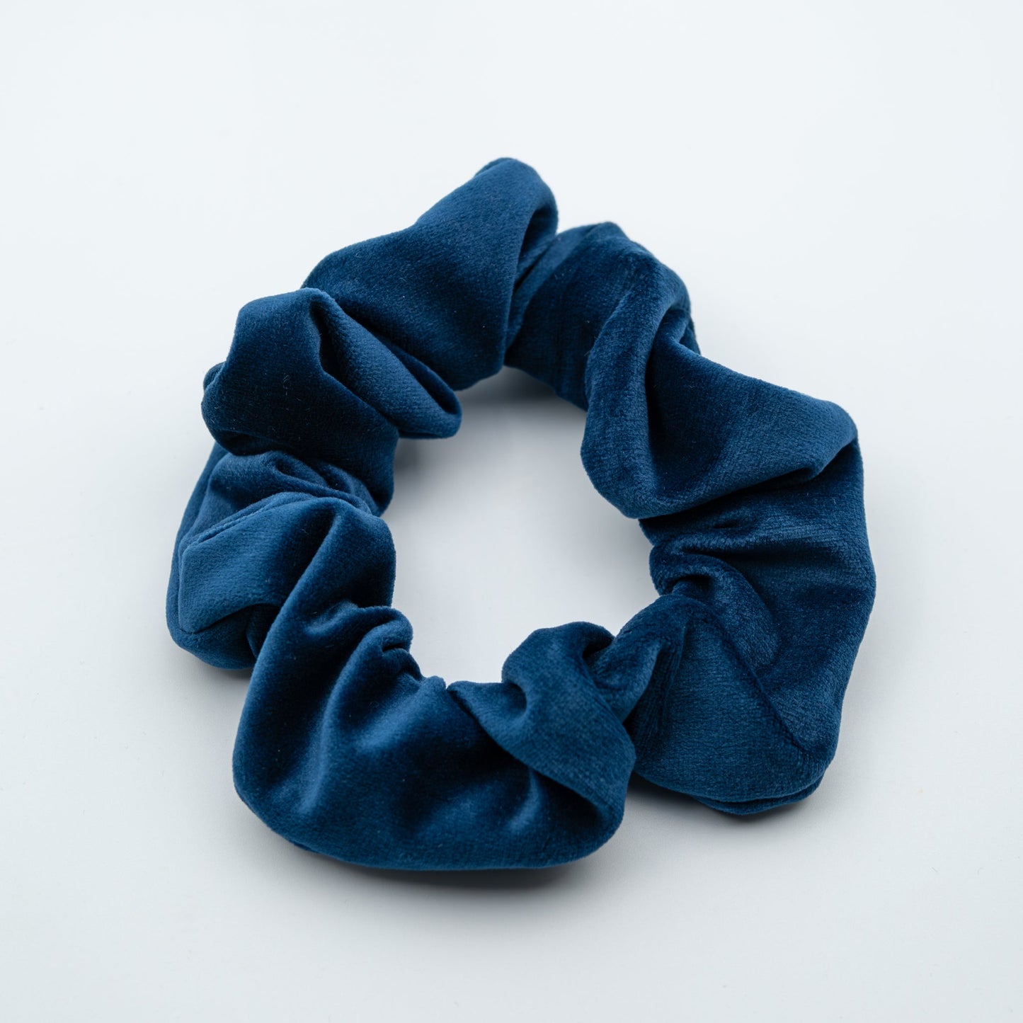 Scrunchie velour mørk blå - PREG Interiør